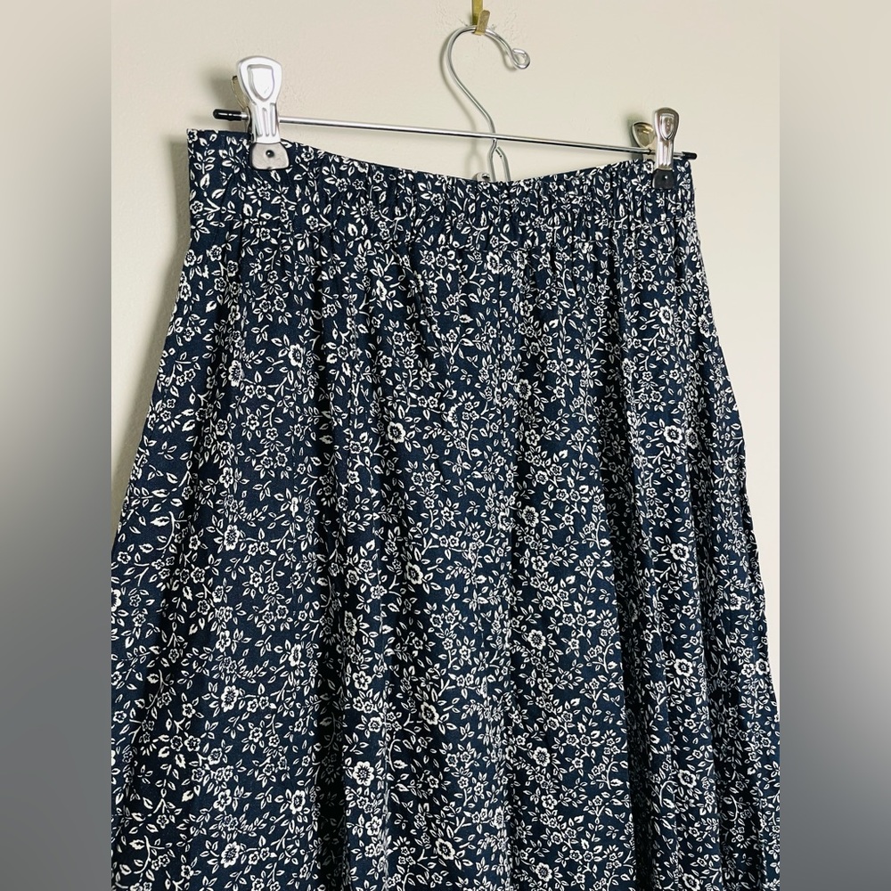 Vintage Black and White Floral Maxi Skirt - Picture 6 of 15